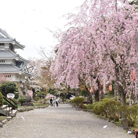 青森伝統芸能を楽しめる繭子の宿 Hachinohe Exteriör bild